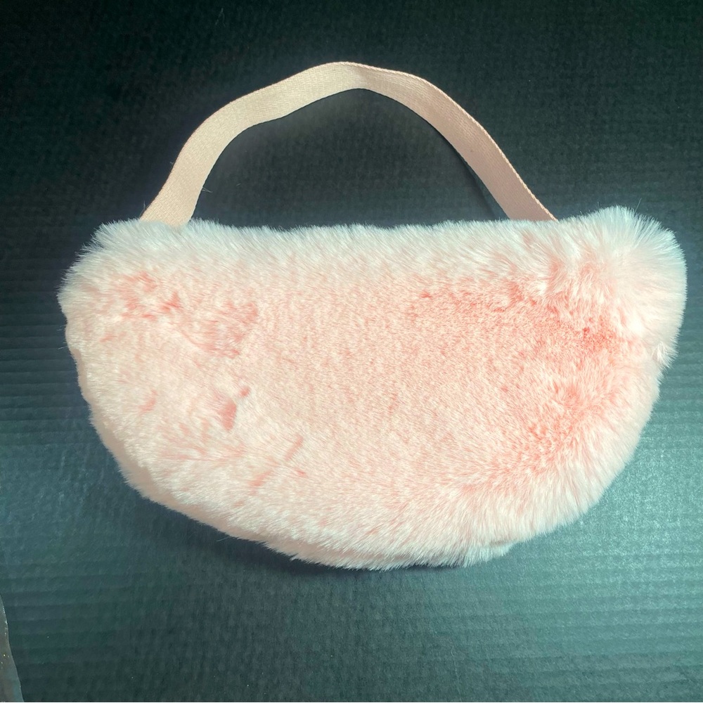 BNWT Urban Outfitters half moon plush faux fur handbag pink soft! PRICE FIRM!!!